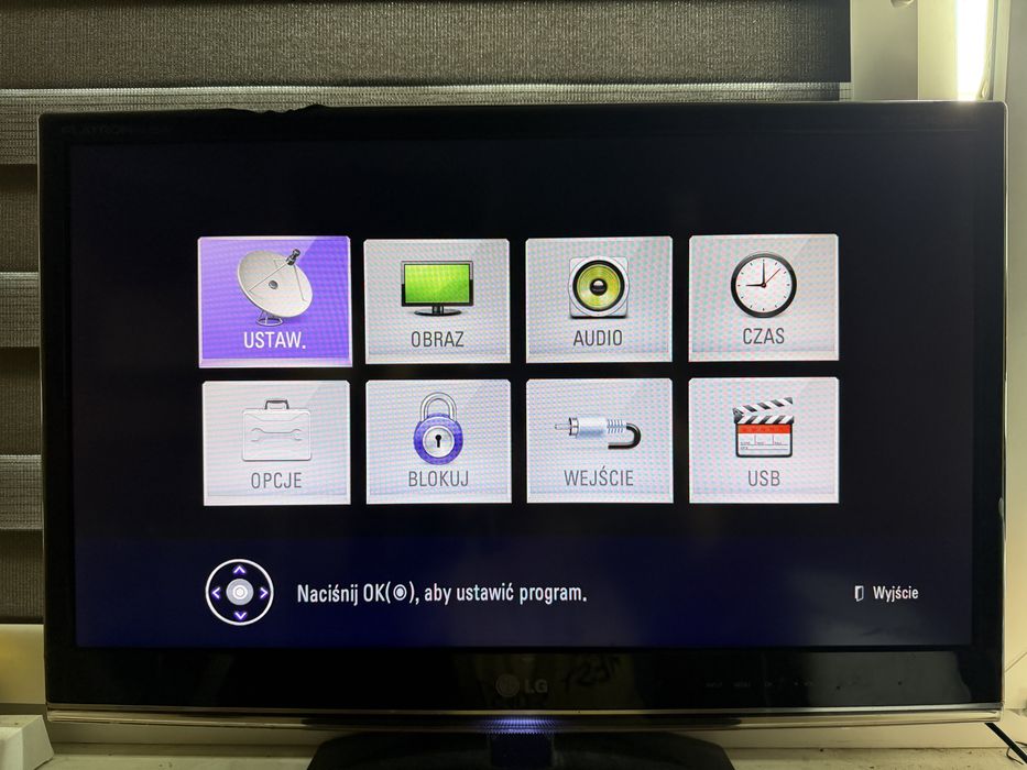 MonitorTV LG DM2350D-PZ 23"