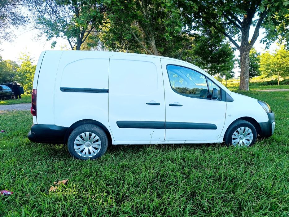 Citroen berlingo 1.6 HDI 3LUG +longa NACIONAL