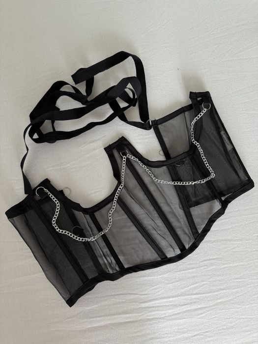 Czarny gorset przezroczysty