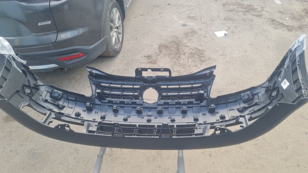 Бампер передній Новий VW Caddy III IV бампер передний Кадди 3 решітка