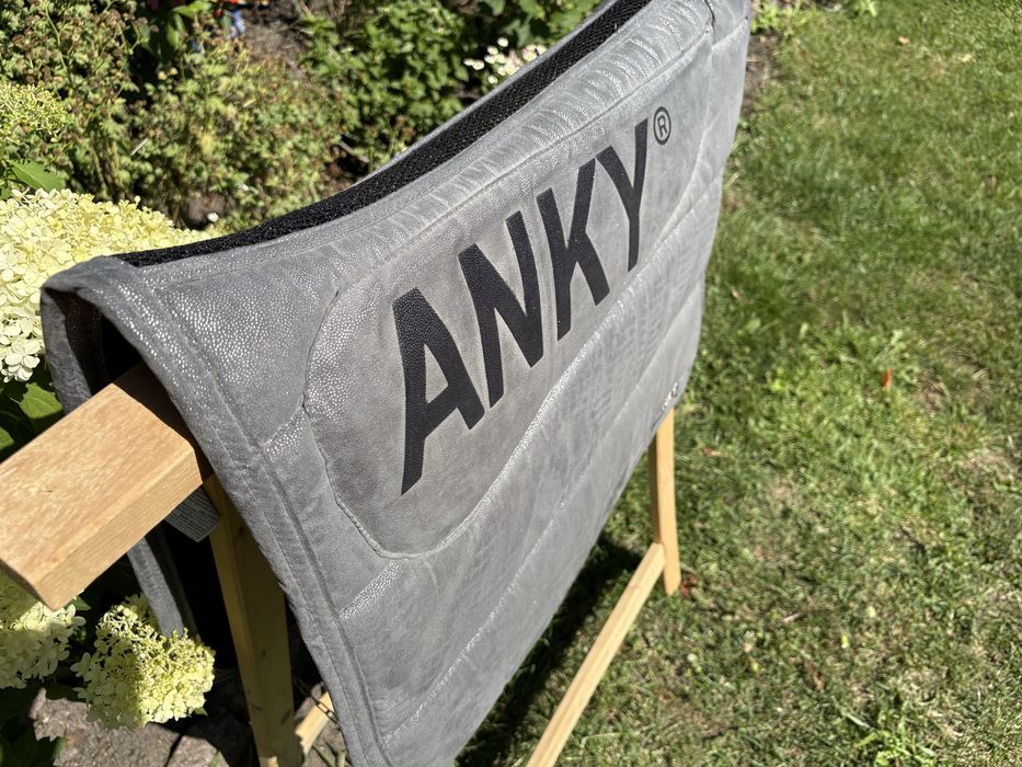 Pad czaprak Anky Gypsy Grey (srebrny/brokatowy)