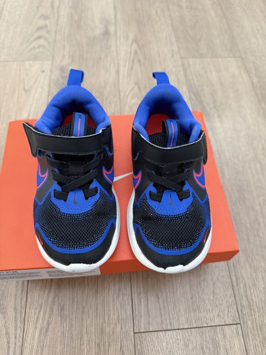 Nike Cosmic Runner, rozm. 26