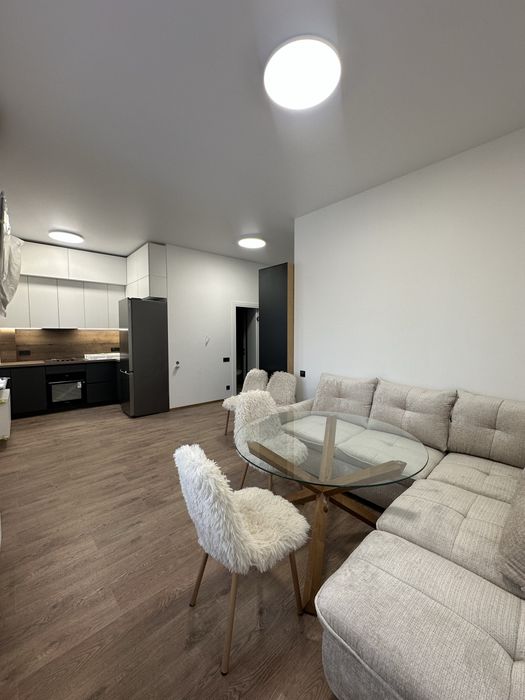 **ЦЕНТР! Перша Оренда 1-К Преміум Класу! Красна Площа