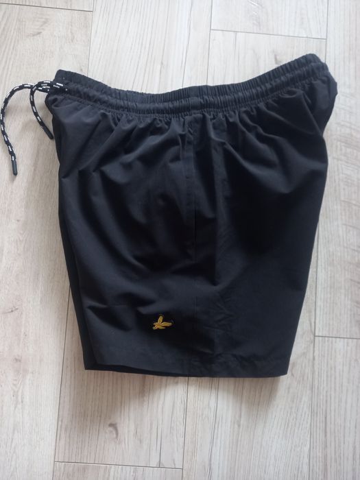 Продам шорты Lyle&Scott