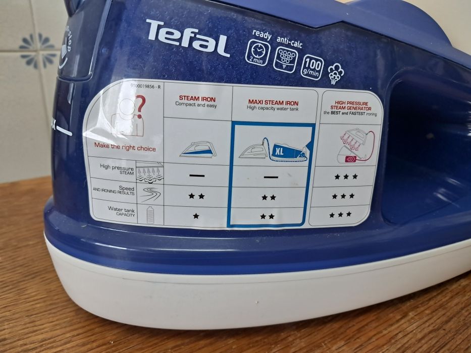 Ferro de engomar  Tefal c/caldeira