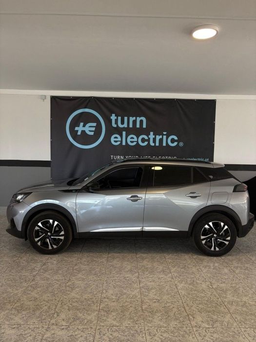 Peugeot e-2008 50 kWh Active