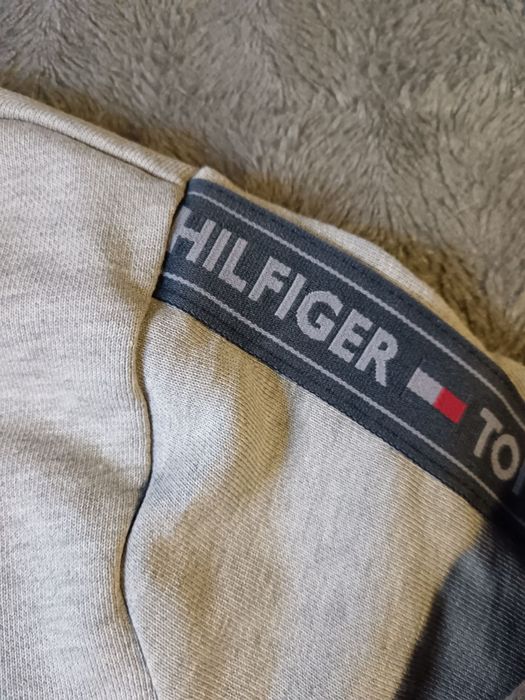 Світшот лонгслів Tommy Hilfiger
