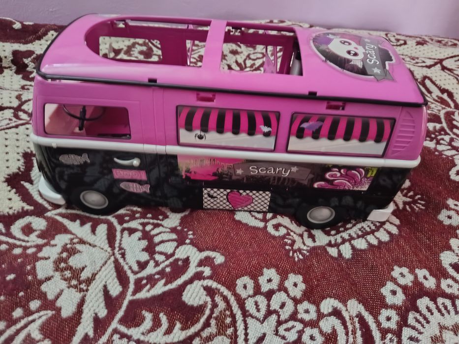 Autocarro Monster high