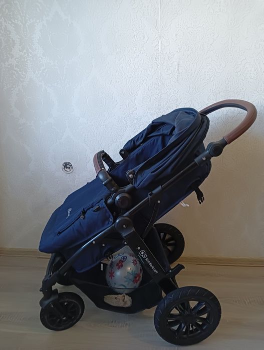 Коляска Kinderkraft Moov 2 синя