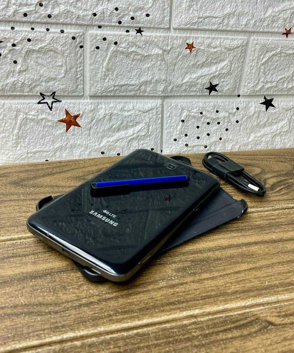 Планшет Samsung (Добрий стан)