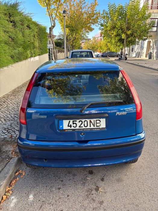 Fiat punto 176, ano 1999 1.2, gasolina em bom estado.