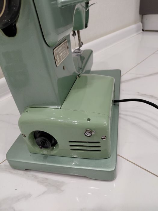 Husqvarna швейная машинка Automatic Viking CL21A - Швеция: 4 500