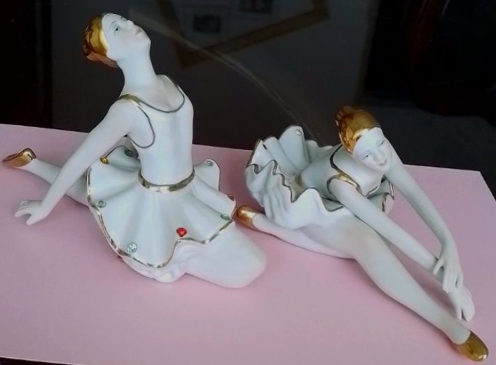 Bonitos artigos em porcelãna para decoração 1 com assinatura