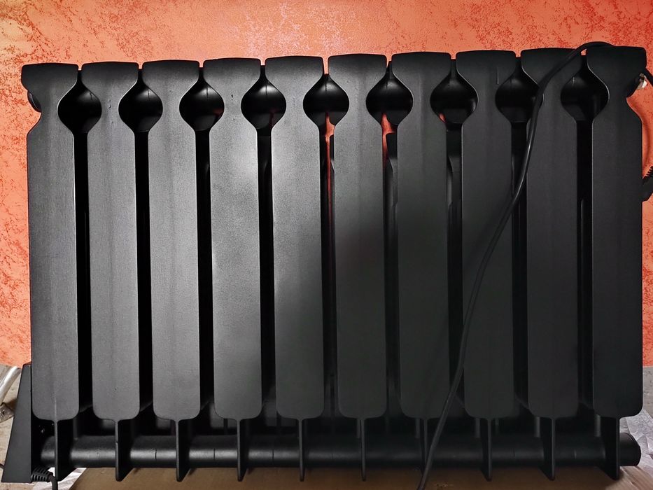 Радіатор електричний з електронним терморегулятором 10 секцій