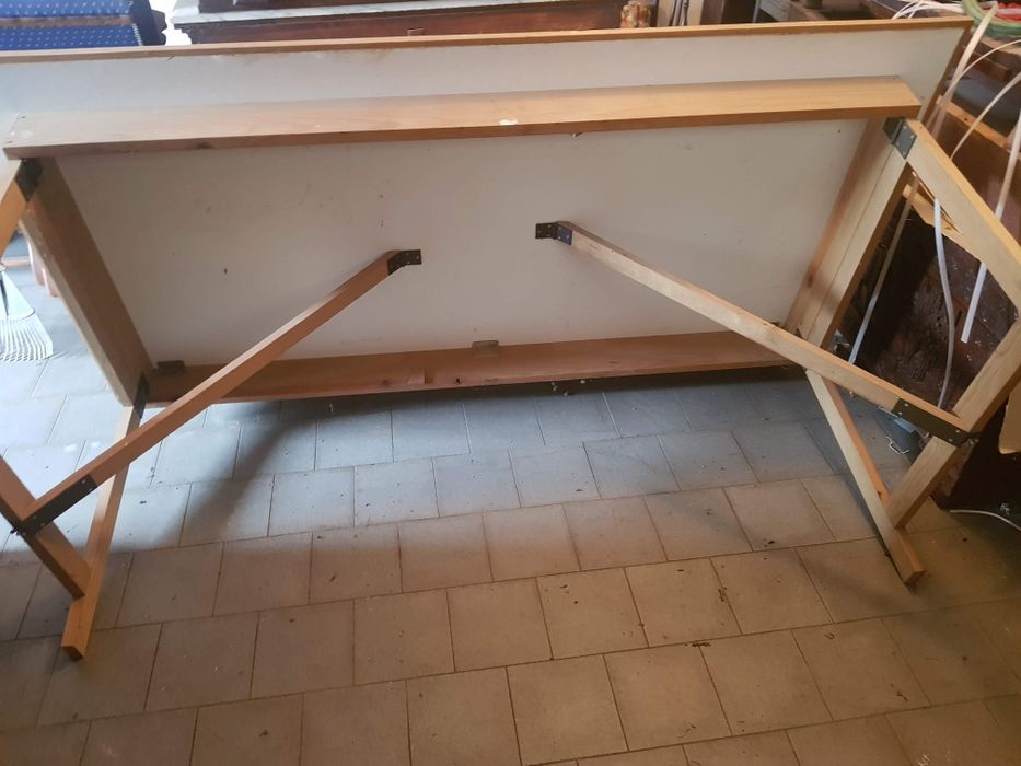 Mesa com facil montagem