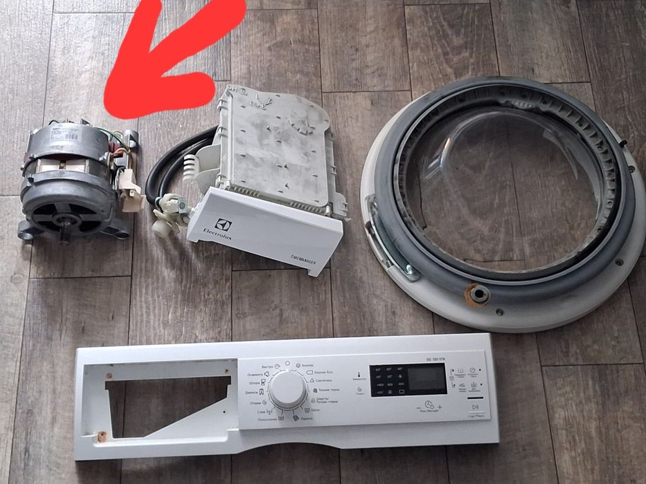 Двигун від пральної машини Nidec wu126u35e01