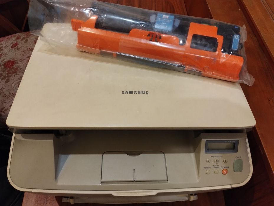 Samsung SCX 4100 принтер, сканер,копир 3 в 1
багатофункціональний прис