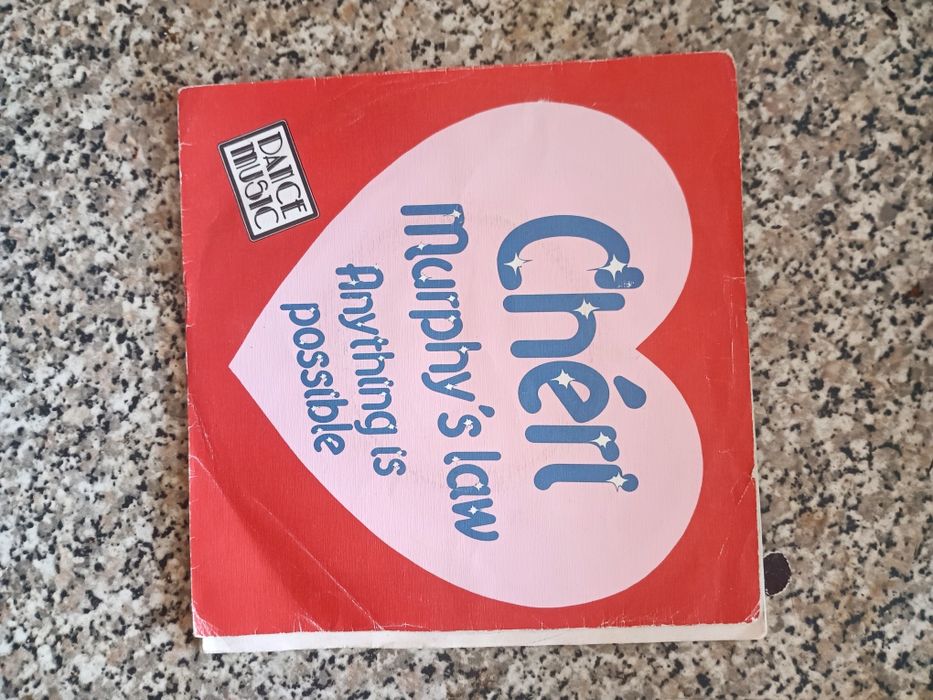 Discos vinil single 2€ unidade. Bom estado de conservação