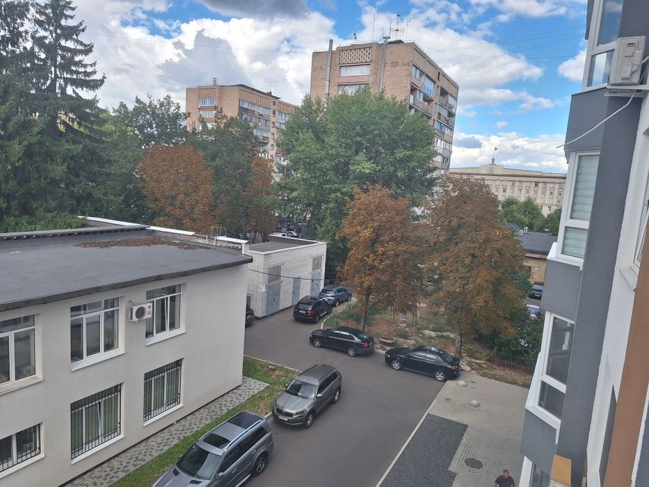 Центр, сквер, Гоголя 253А, новый дом, 65кв - 78000д. і1