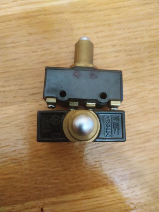Мікропереключатель   МП-2101; МП-1102У2; МКБ; МИ-5; А-801; МИ3В
