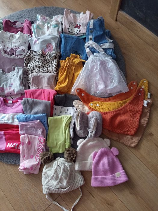 Paka ubranek dla dziewczynki
