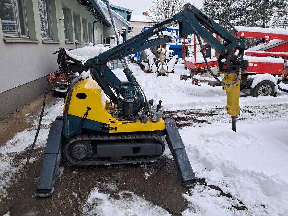 Robot Wyburzeniowy Brokk 90 ,2008r+ młot Atlas Copco SB 152 (Husqvarna DXR )