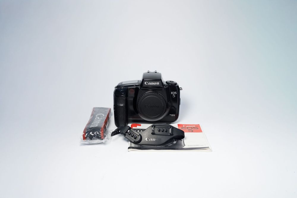 Canon EOS 5 lustrzanka analogowa - w pełni sprawna (zestaw)