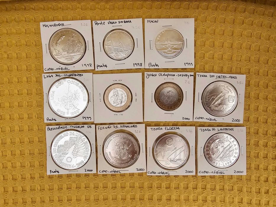 Lote de 63 moedas comemorativas da República