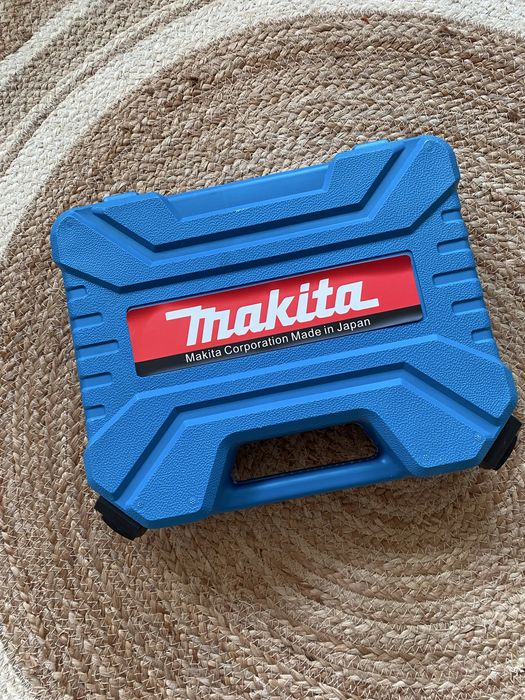 Дрель шуруповерт Makita