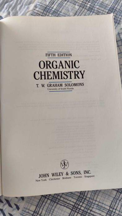 Livro "Organic Chemistry - Solomons"