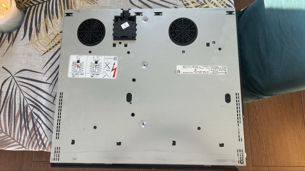 Uszkodzona płyta indukcyjna Electrolux