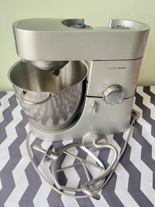 Кухонний комбайн Kenwood major KM005