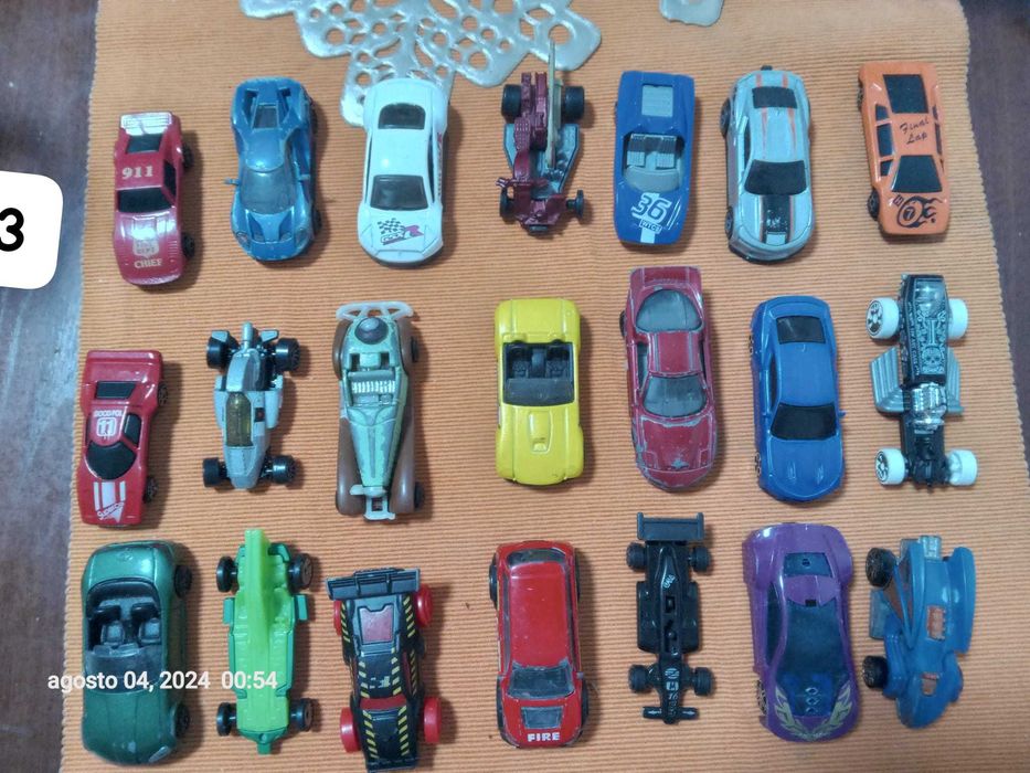 carrinhos hotwheels