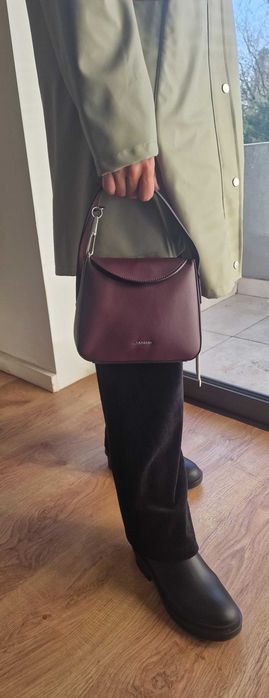 Malote Calvin Klein Soft Sculpt bordô - novo, com etiqueta e dust bag