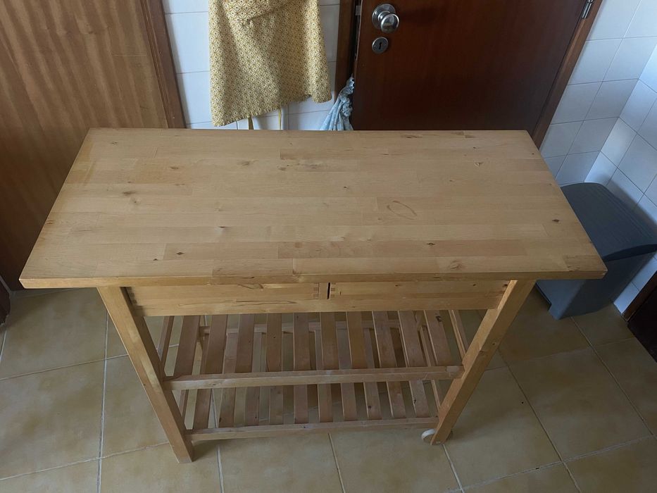 Móvel Ikea em bom estado