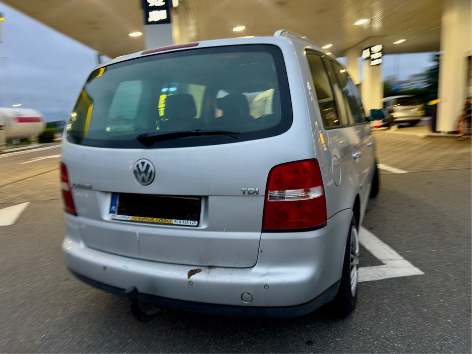 Volkswagen Touran 2.0 TDI 6 ступка 2006