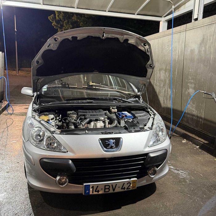 307 sw 1.6 hdi black & silver edition