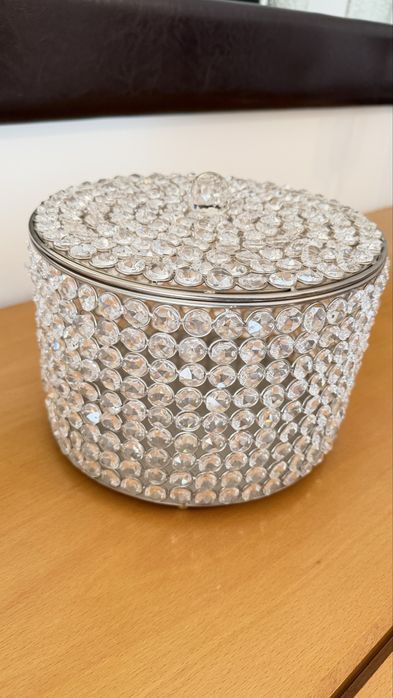 Caixa decorativa com cristais