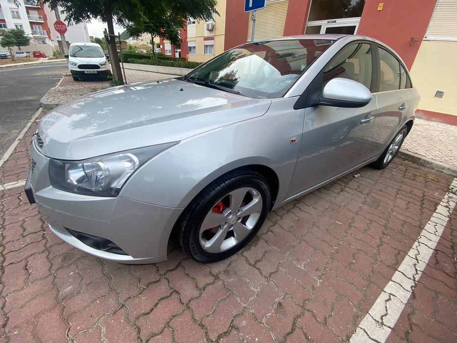 Chevrolet CRUZE 2.0 VCDi 2010