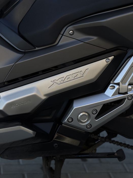 HONDA X-ADV 750 - Oportunidade!