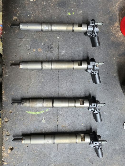 Wtryski a4 b8 A6 C6 2.0 tdi caga 03l130277