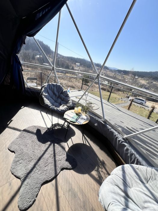 Будинок у східниці  котедж