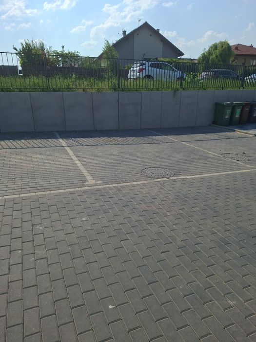 Miejsce parkingowe do wynajęcia Sikornik