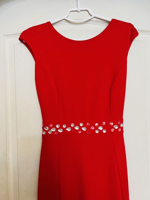 Платье вечернее