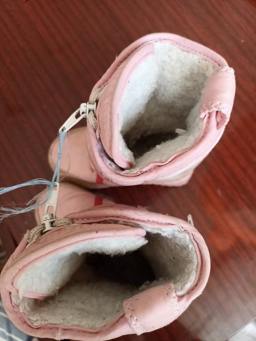 Зимові чобітки для дівчинки