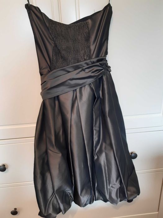 Vestido de Cerimónia acetinado Zara