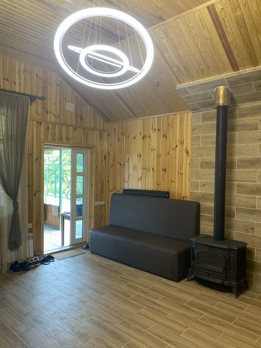 Будинок біля моря подобово