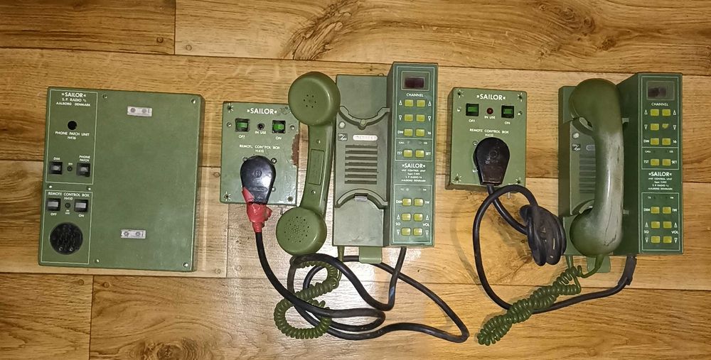 Morski radiotelefon VHF SAILOR C402
