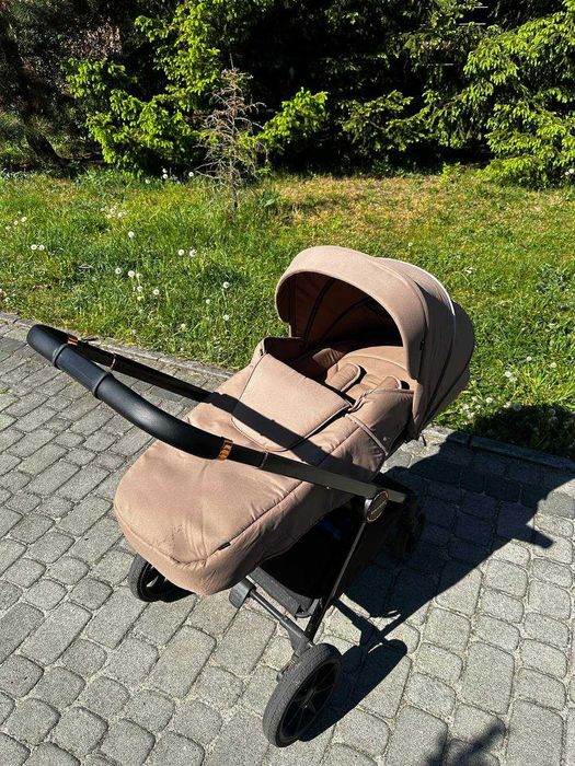 Wózek dziecięcy 2 w 1 Carello Ultra
