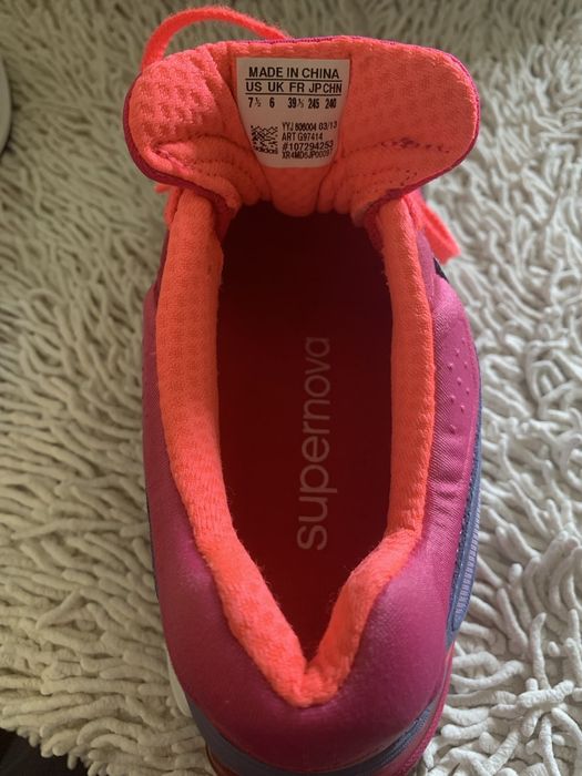 Кросівки фірми Adidas. Розмір 38.